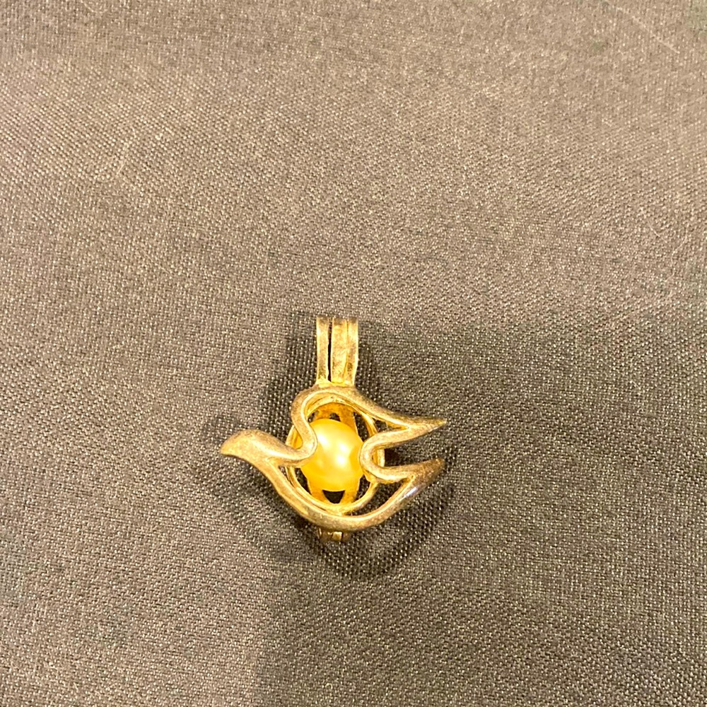 Sterling Pearl Bird Pendant